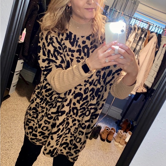 Oversized Leopard Print Sweater - Picture 4 of 4